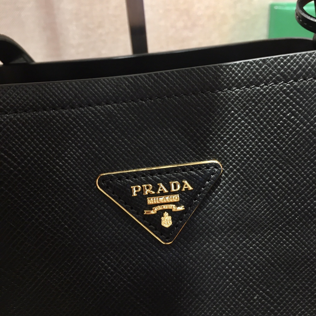 Prada Matinee Saffiano Leather Handbag Bag Tote Black 1BA282